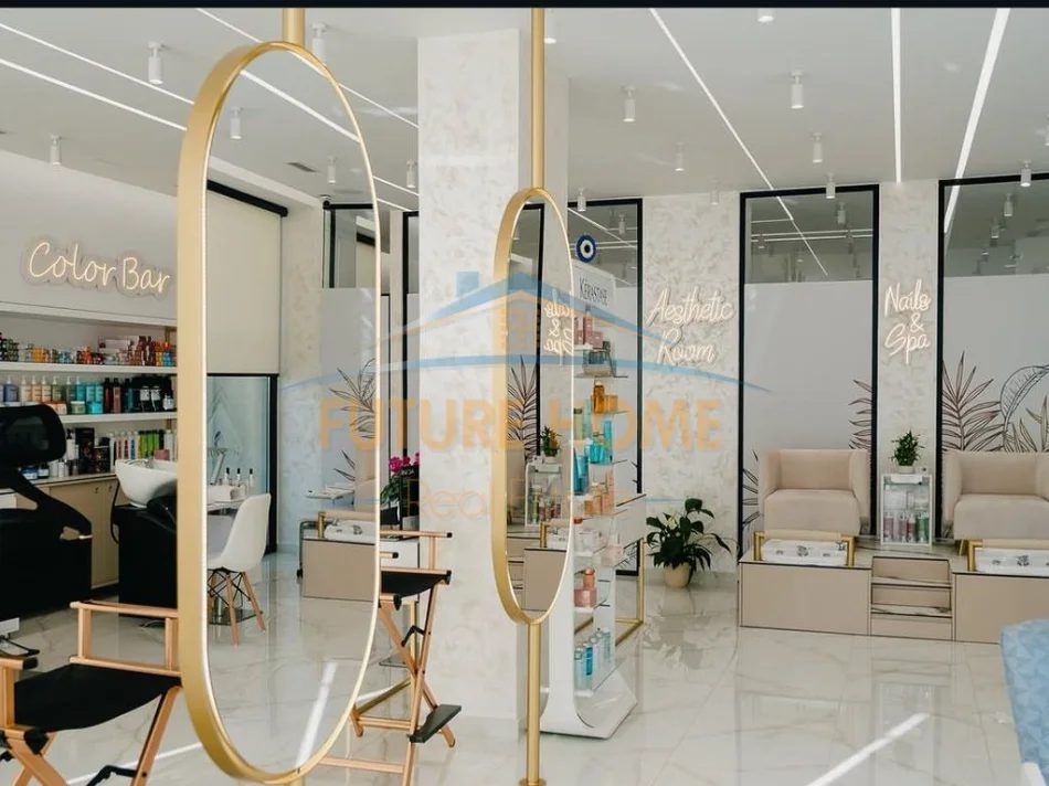 jap me qera ambjent biznesi Kati 0, 150 m² 4.000 € (KOMUNA E PARISIT)