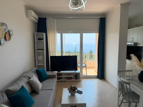 Apartament 1+1 në shitje,Dhermi