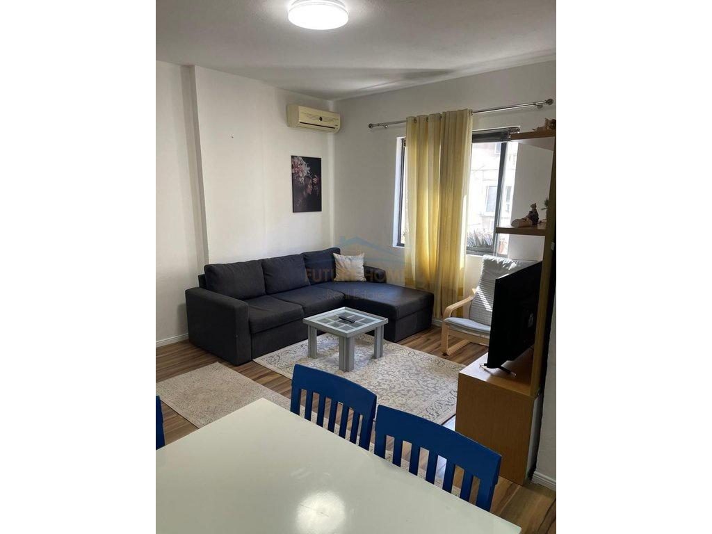 0694603851,Shitet, Apartament Studio, Rruga Frosina Plaku, I