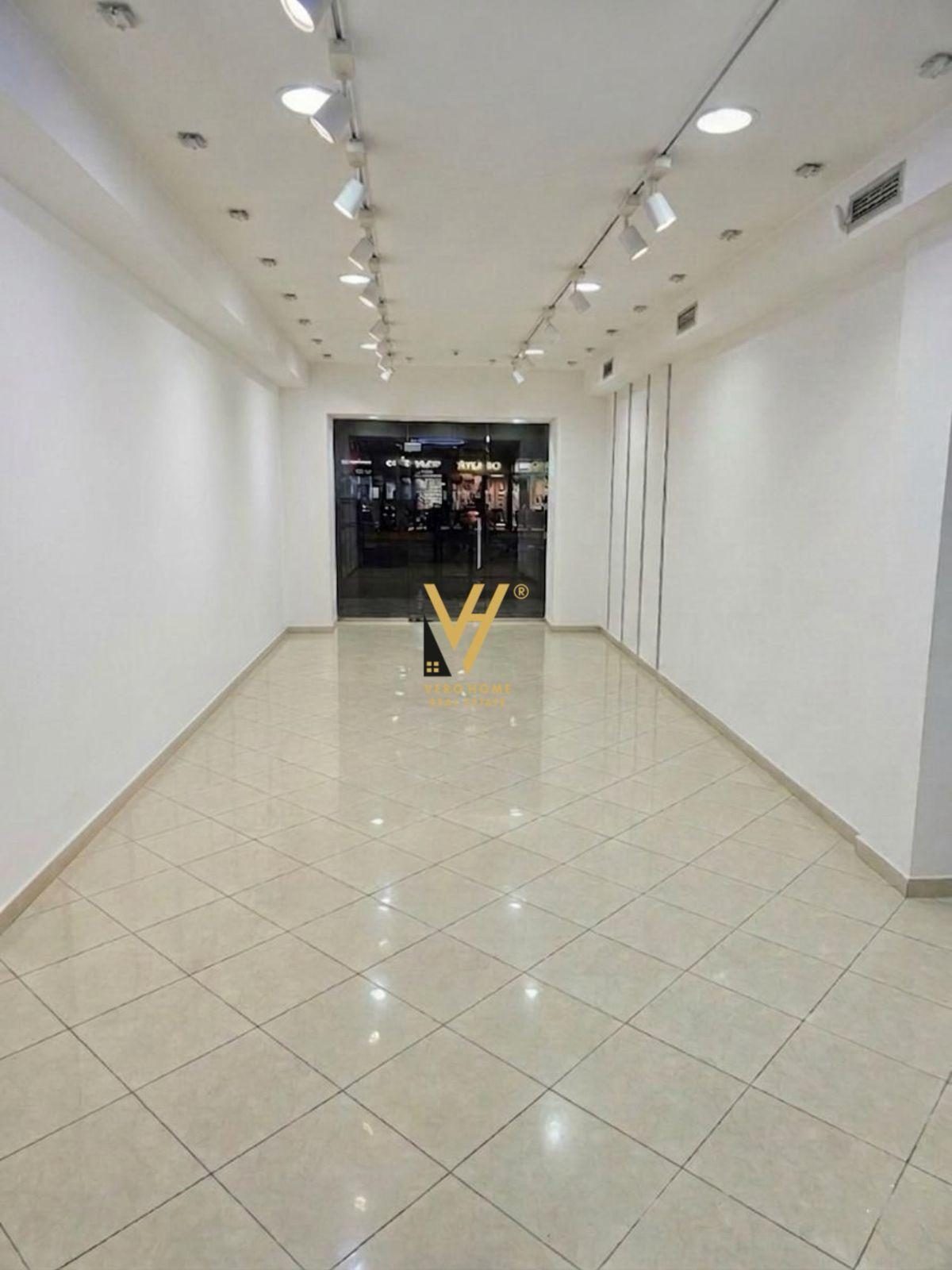 SHITET DYQAN 75 M2 TEK RRUGA KAVAJES 650.000 EURO