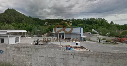 Tirane, shitet toke , 1.400 m² 168.000 € (stermas)