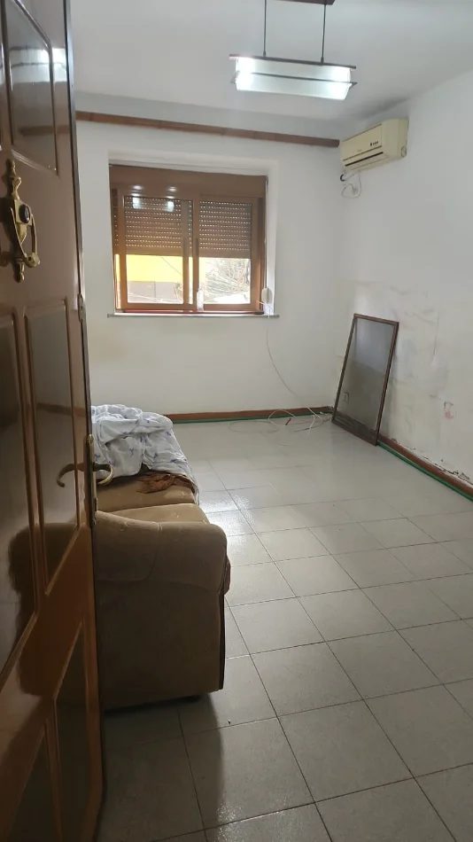 Tirane, shitet garsonier Kati 2, 27 m² 73.000 € (Rruga e Elbasanit)