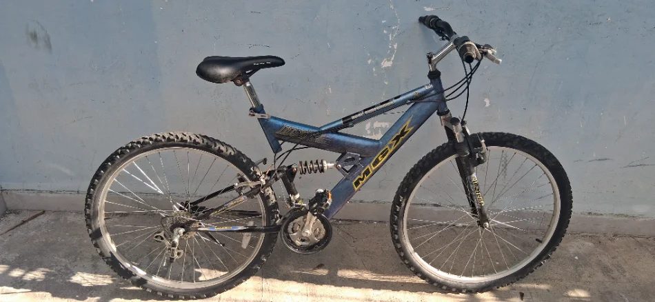 Tirane, ofroj biciklete MGX️MTB26inch gri e erret 160 €