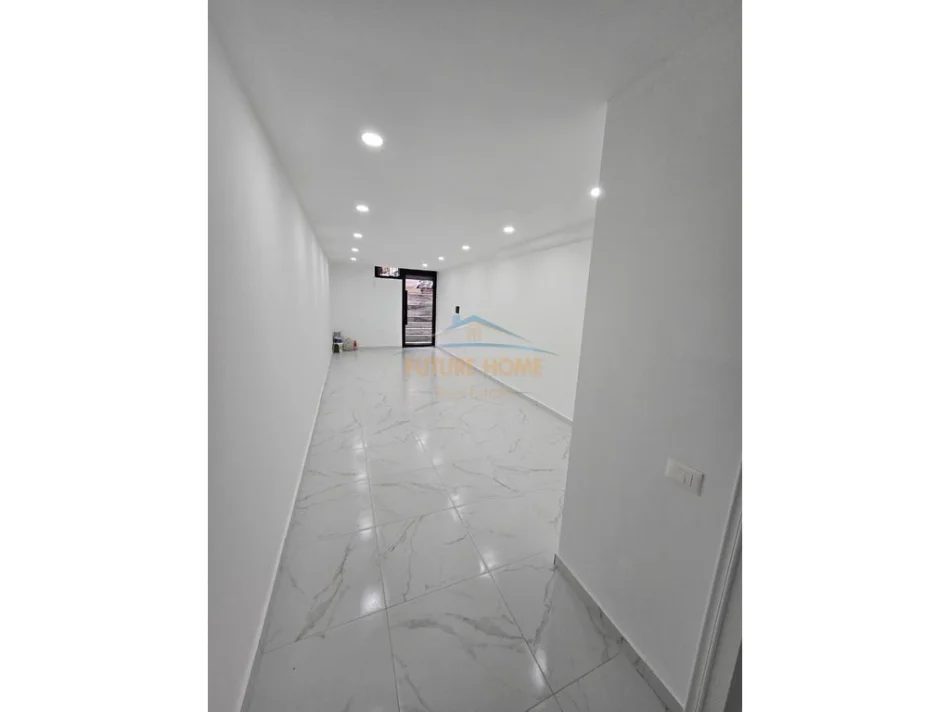 Tirane, shitet ambjent biznesi Kati -1, 47 m² 91.000 € (Vasil Shanto)