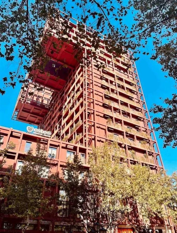 Tirane, jepet me qera zyre Kati 4, 117 m² 1.280 € (RRUGA E KAVAJES)
