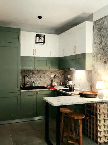 Tirane, jepet me qera apartament 1+1 Kati 7, 80 m² 850 € (Rruga e Kavajës)