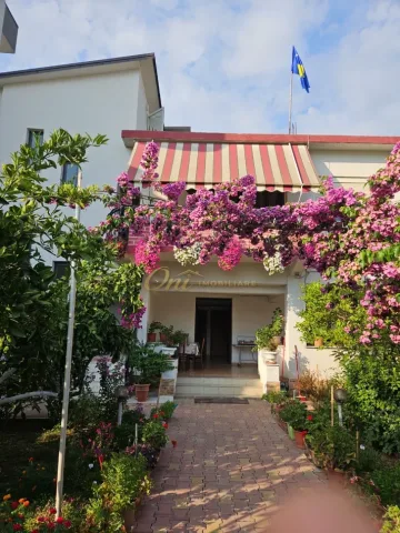 Durres, shitet Vile ,458 m² 450.000 € (DURRES PLAZH)