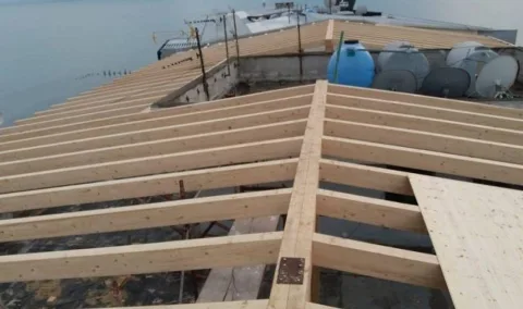 Konstruksione Druri ofron Punime te ndryshme Druri per sauna, tenda, cati, kantina etj.