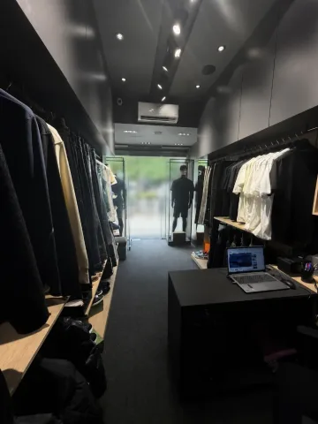 🏪 SHITET AMBJENT BIZNESI 25 M² TE 21 DHJETORI | 150,000 €, mund te jete dyqan, tobacco, exchange etj