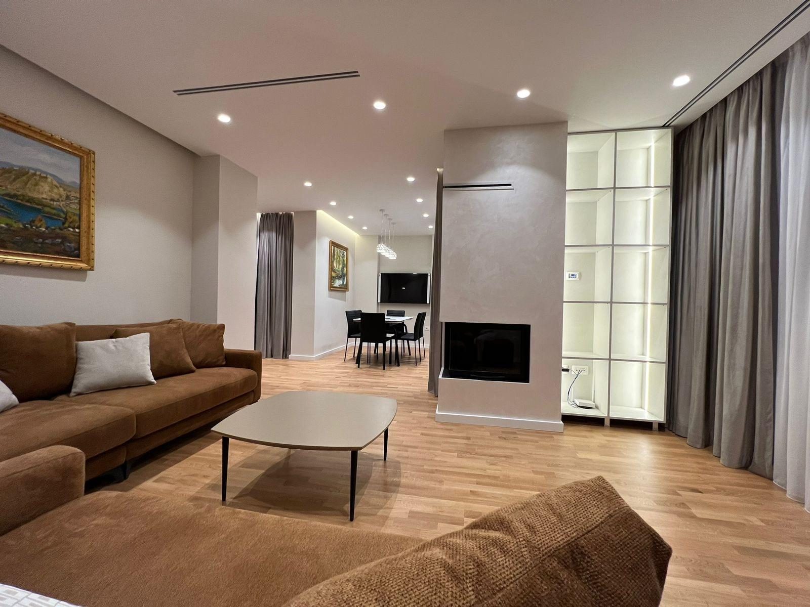 Apartament 3+1+2+🅿️ per qira, Rr e Kosovareve !