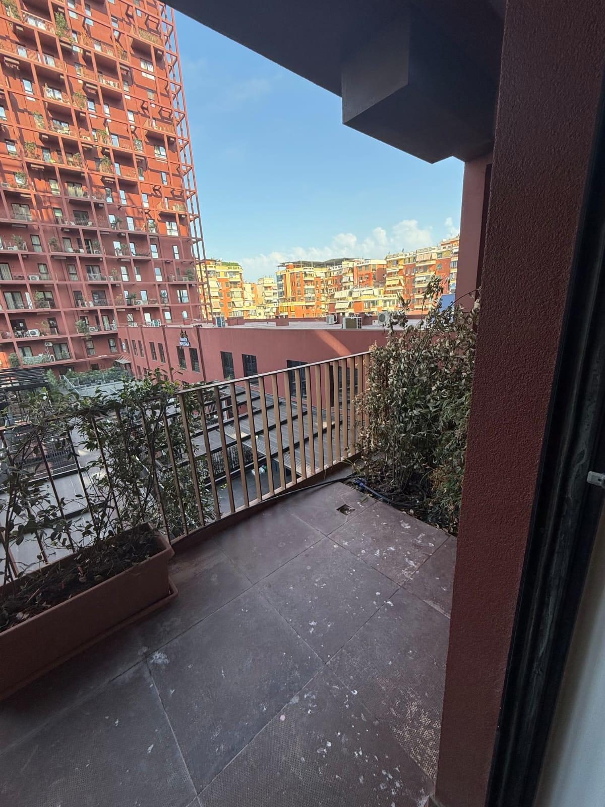 nga PRONARI QERA APARTAMENT TIRANA GARDEN BUILDING 2+1