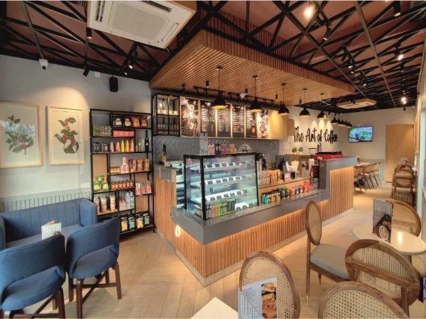 Tirane, jepet me qera lokal Kati 0, 250 m² 1.300 € (5 Maji)