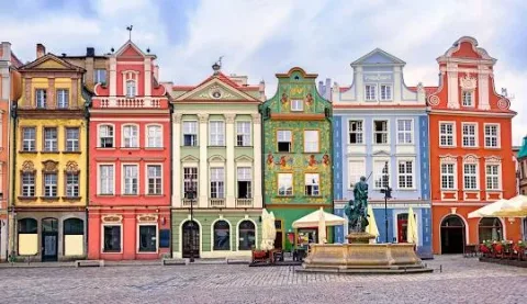 Tirane, oferte City-tour | Vizita qytetesh Ndeshja Shqiperi Poloni, udhetim me charter!