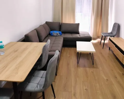 Tirane, shitet apartament 2+1 Kati 4, 64 m² 168.000 € (Rruga 4 Deshmoret)