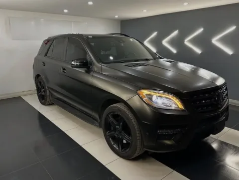 Tirane, shes makine Mercedes Benz ML 350 BlueTEC AMG Line, Nafte, e zeze automatik Klima 240.000 km 14.500 €
