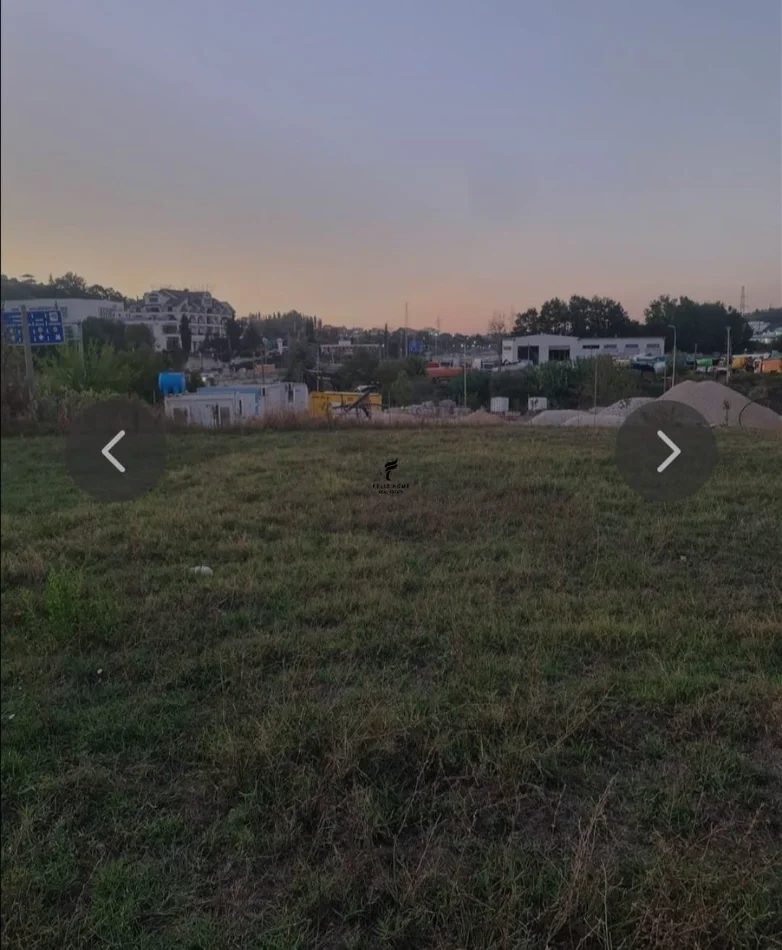 Tirane, jepet me qera toke , 1.600 m² (TEG)