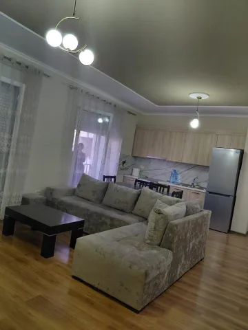 APARTAMENT ME QERA 2+1 5 MAJI 55.000 LEKE FH-73058