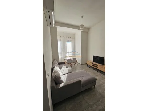 0692268458 Shitet, Apartament 2+1, Rruga Frosina Plaku