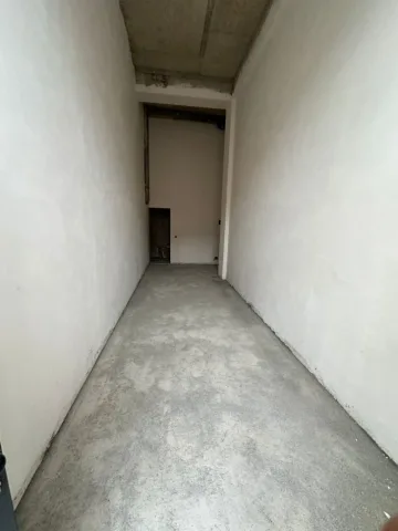 Tirane, shitet dyqan Kati 0, 27 m² 280.000 € (RRUGA E DIBRES)