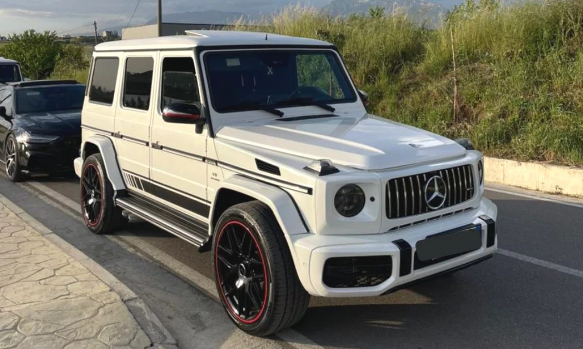 🚘 Mercedes-Benz G63 AMG – 6.3 Benzine Biturbo duke filluar nga 500 euro per rezervime + 3 dite!