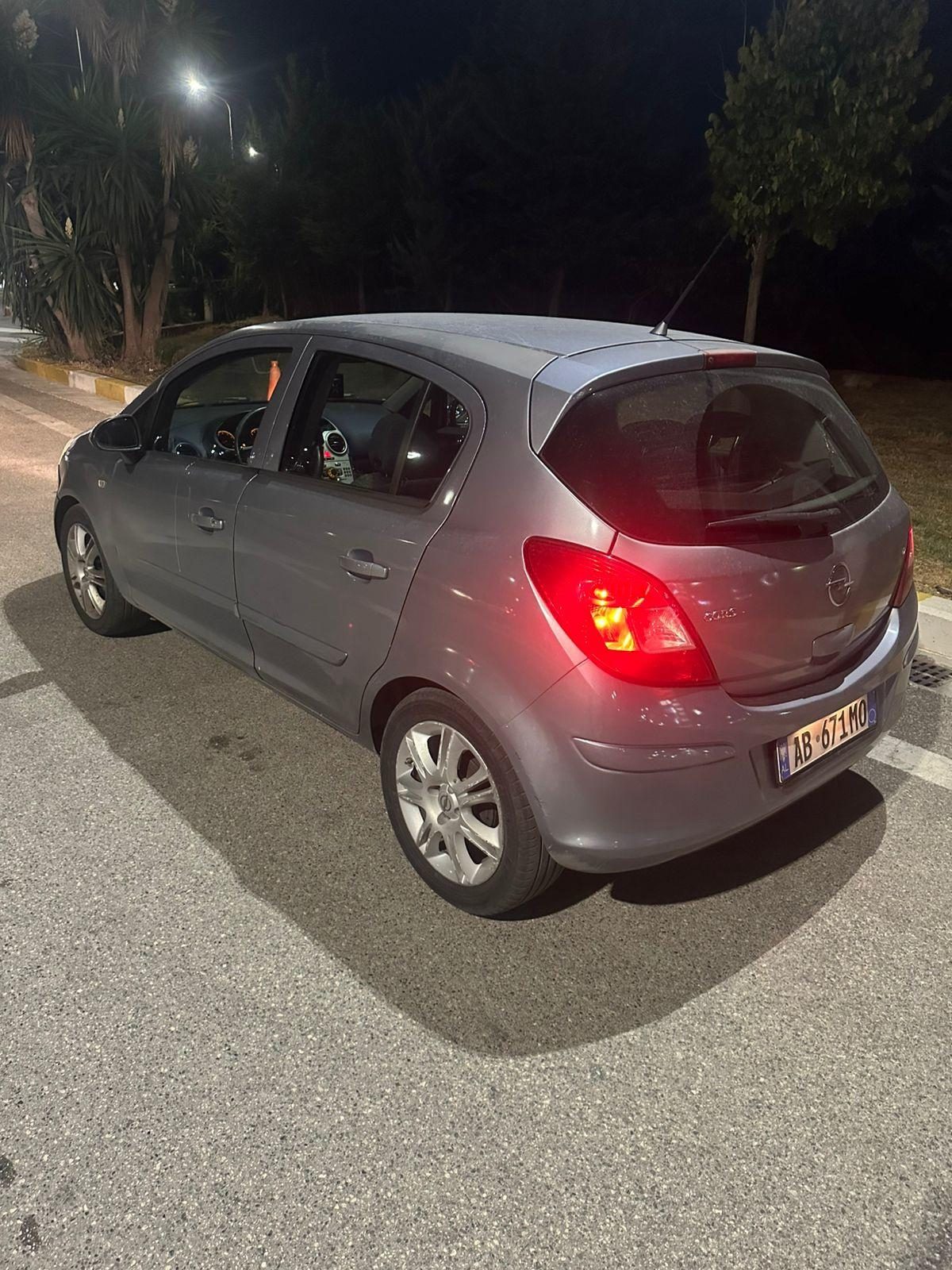 opel corsa 2007 automat benzin gaz 3500 euro