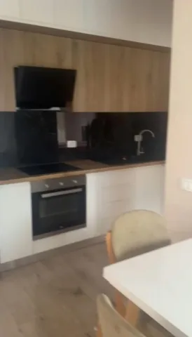 Tirane, jepet me qera apartament 2+1 Kati 6, 90 m² 550 € (Kompleksi Mangalem)
