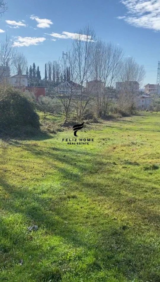 Tirane, shitet truall , 2.000 m² 145.000 € (PASKUQAN)