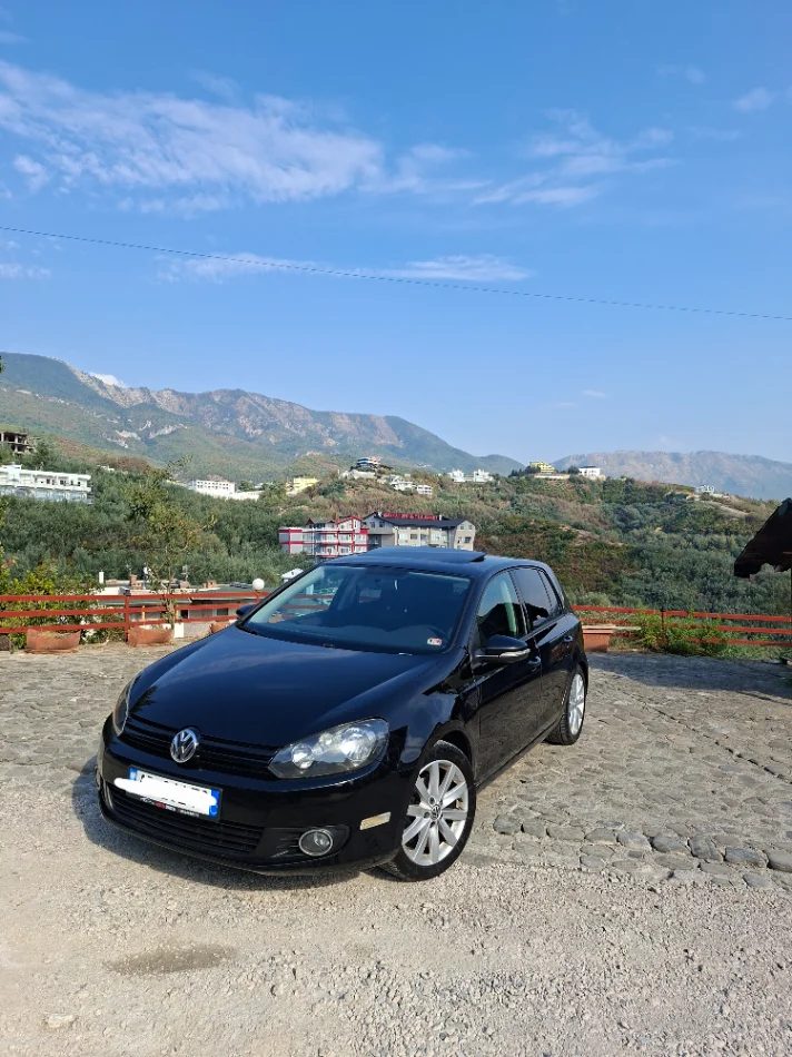 Shitet golf 6 2.0 Tdi -2011 me 174.000 km