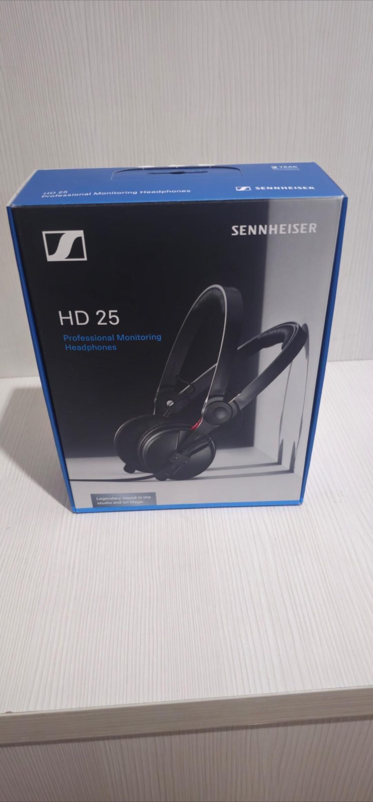 SENNHAISER HD 25 NE KUTI te reja
