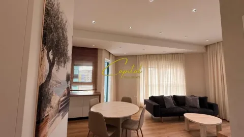 Tirane, jepet me qera apartament 1+1 Kati 9, 65 m² 550 € (ALI DEMI)