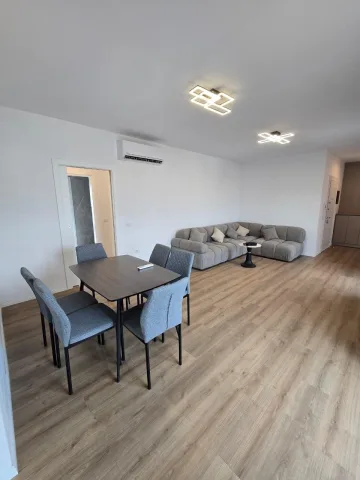 🏡 APARTAMENT 2+1 ME QIRA | SHKOLLA E KUQE Prane Qendres