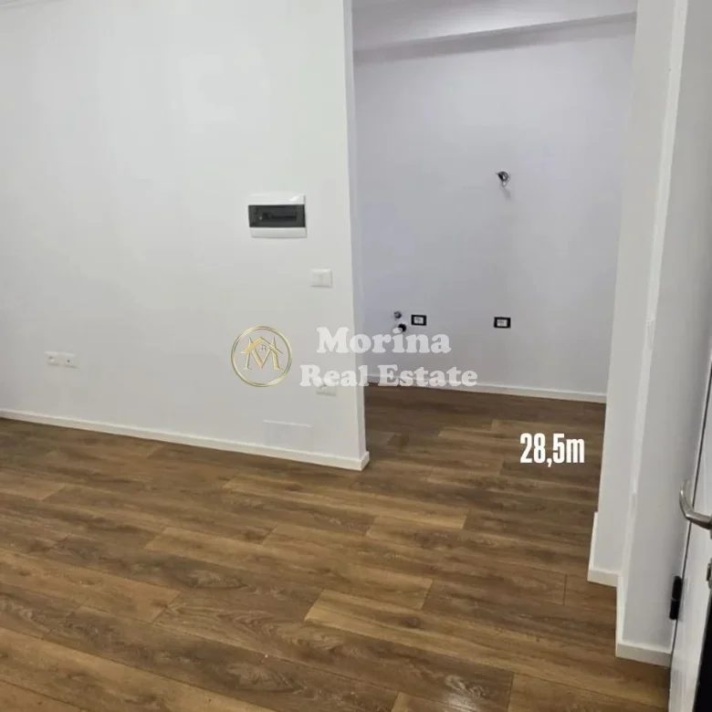 Tirane, shitet garsonier Kati 1, 28 m² 80.000 € (Vasil Shanto)