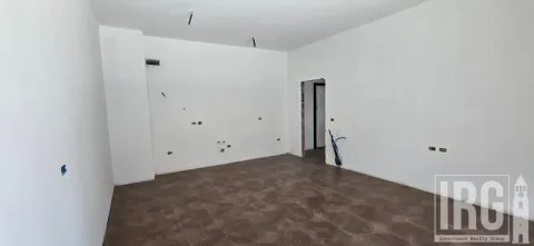 Tirane, jepet me qera ambjent biznesi , 103 m² 1.300 € (Rruga e Kavajes, 21 Dhjetori )