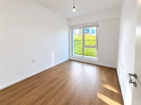 SHITET: 1+1📍FRESK (RESIDENCA OXA) - 80,000€ - Kati.1 || SP.46m² - Pallat i Ri V.2025 - (E Pa Banuar) - Mundesi Kreditimi