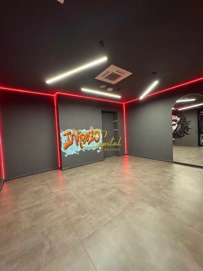 Tirane, jepet me qera dyqan Kati 1, 100 m² 2.200 € (RRUGA SAMI FRASHERI)