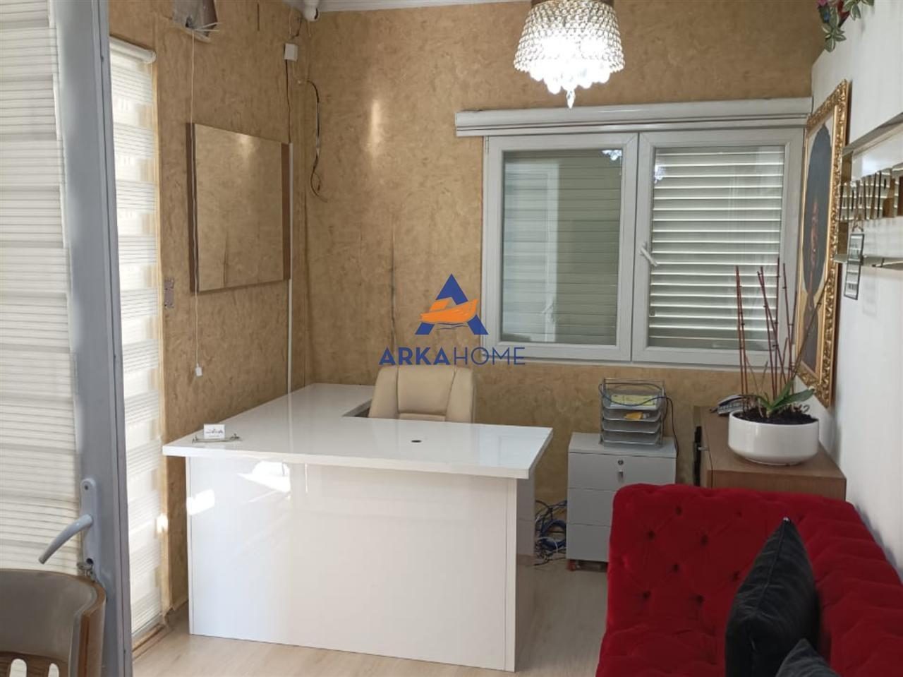 JEPET ZYRË ME QERA "SHESHI WILLSON" 1500 EURO.