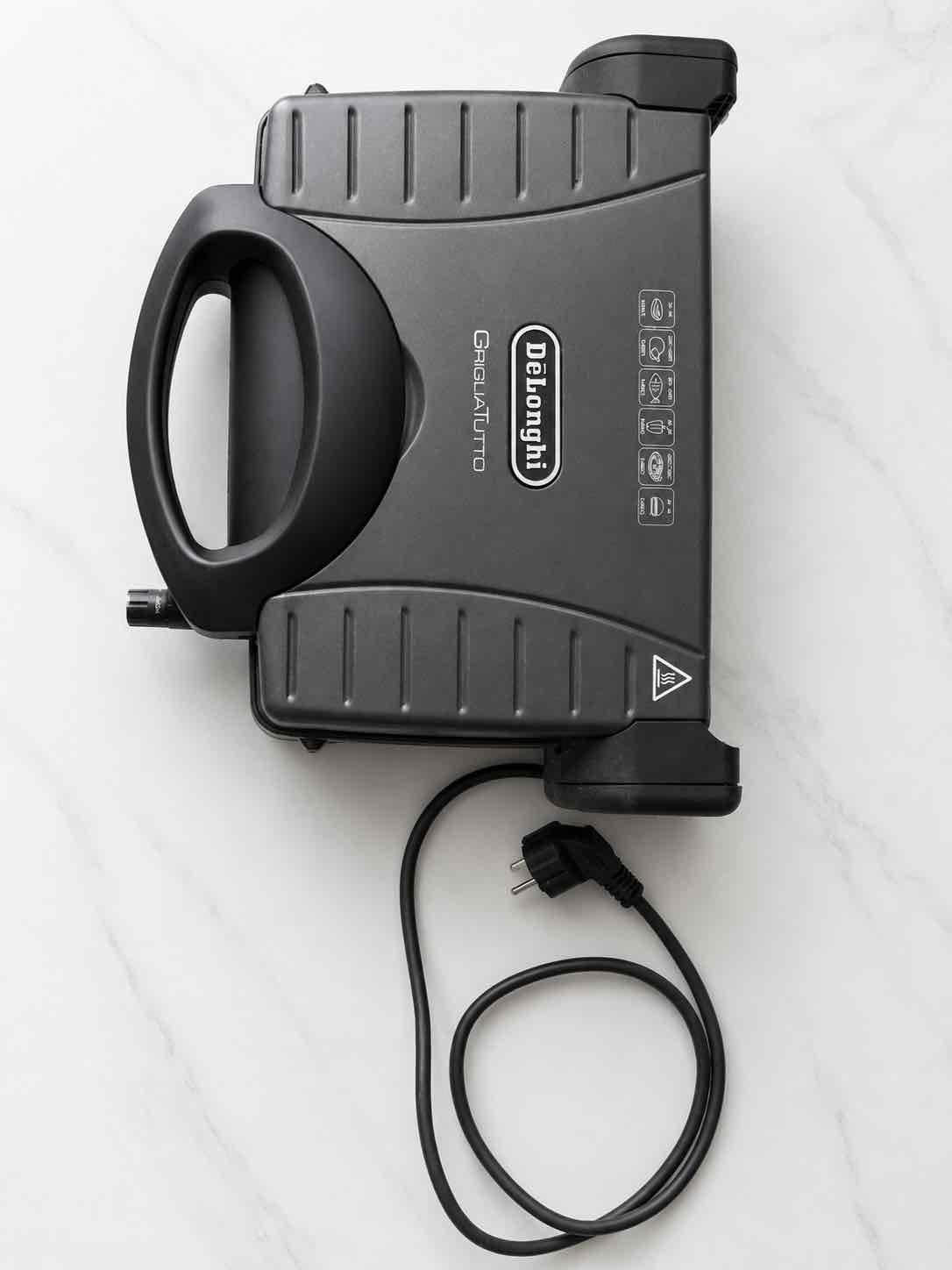Zgare Elektrik DeLonghi per Mish, Toste dhe Barbecue – 1800W