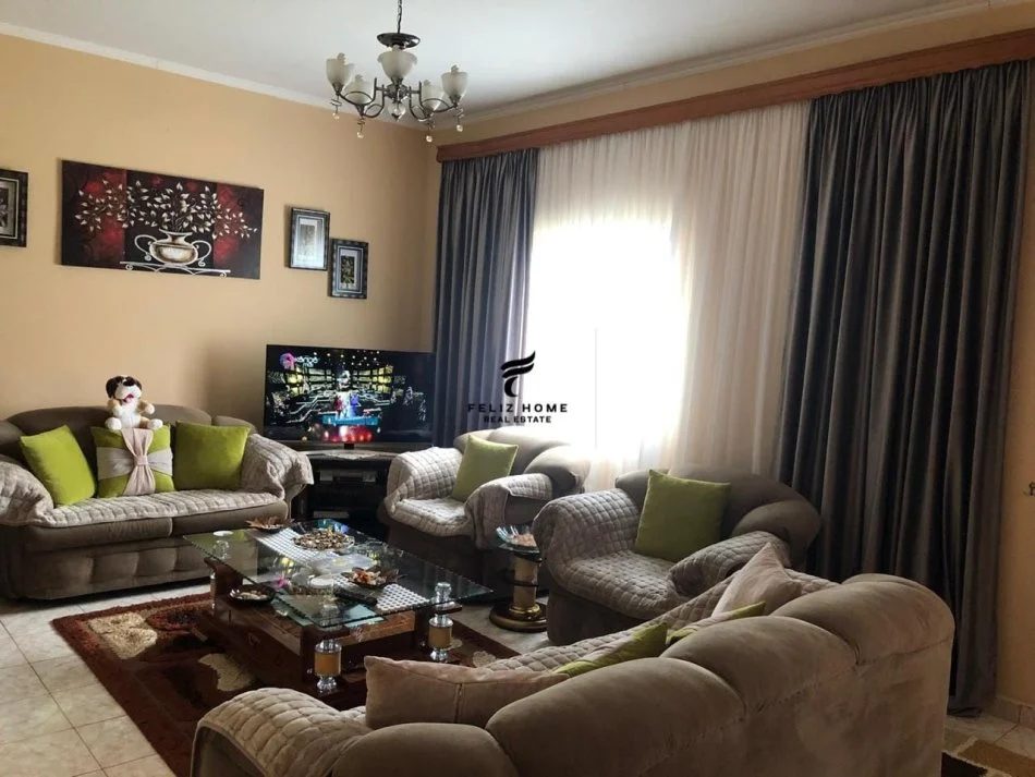 Sarande, shitet apartament 2+1+Ballkon Kati 1, 272 m² 250.000 € (SARANDE)