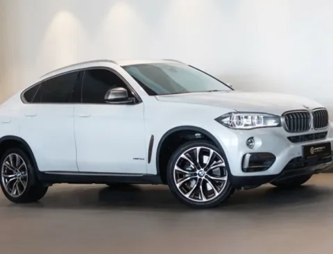Tirane, shes BMW X6 Nafte, e bardhë Kondicioner 220.000 km 15.000 €