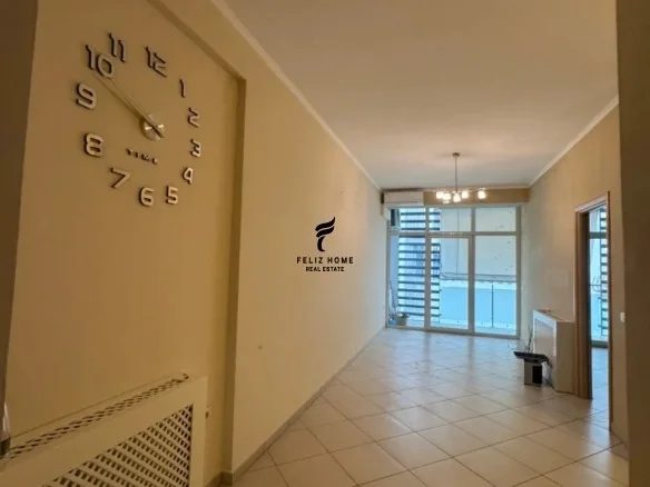 Tirane, shitet apartament 1+1+Ballkon Kati 2, 72 m² 216.000 € (KOMUNA E PARISIT)