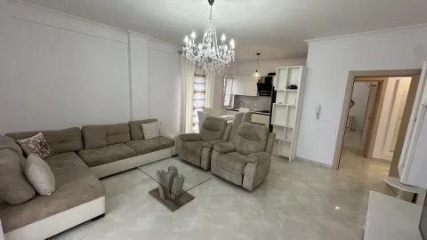 180000€, 220 m² Tirane,YRSHEK , SHITET Apartament + verande | Penthouse 3+1+Aneks+Ballkon+2 banjo. Kati 4 i fundit , 220