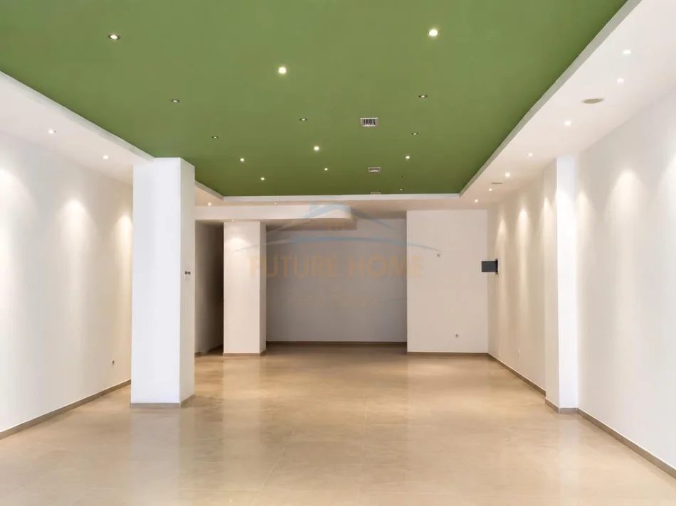 Tirane, shitet ambjent biznesi Kati 0, 125 m² 375.000 € (Don Bosko)