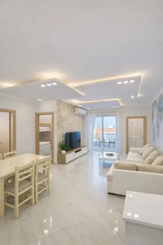 Tirane, shitet apartament 3+1 Kati 5, 100 m² 280.000 € (Liqeni i Thatë)