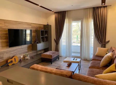 🏡 JEPET ME QIRA APARTAMENT 3+1+2 + POST PARKIMI | KOPSHTI