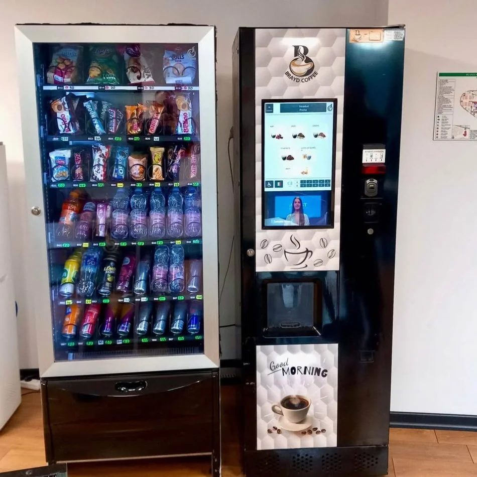 Durres, ofroj Shiten Distributor Automatik per Kafe dhe Snack ne Durres Gjithashtu disponojme edhe makineri per Cigare s