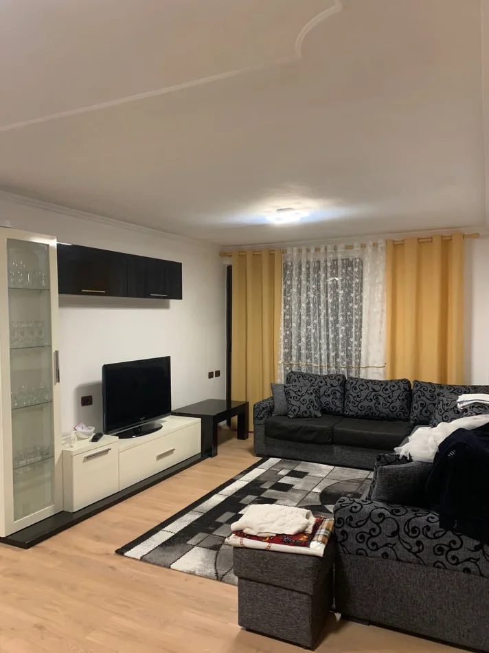 Tirane, shitet 2+1+Ballkon Kati 5, 101 m² (Myslym Shyri)