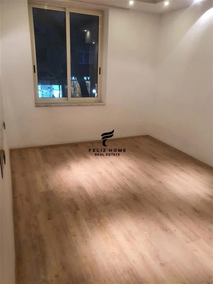 Tirane, jepet me qera zyre Kati 2, 55 m² 600 € (MYSLYM SHYRI)