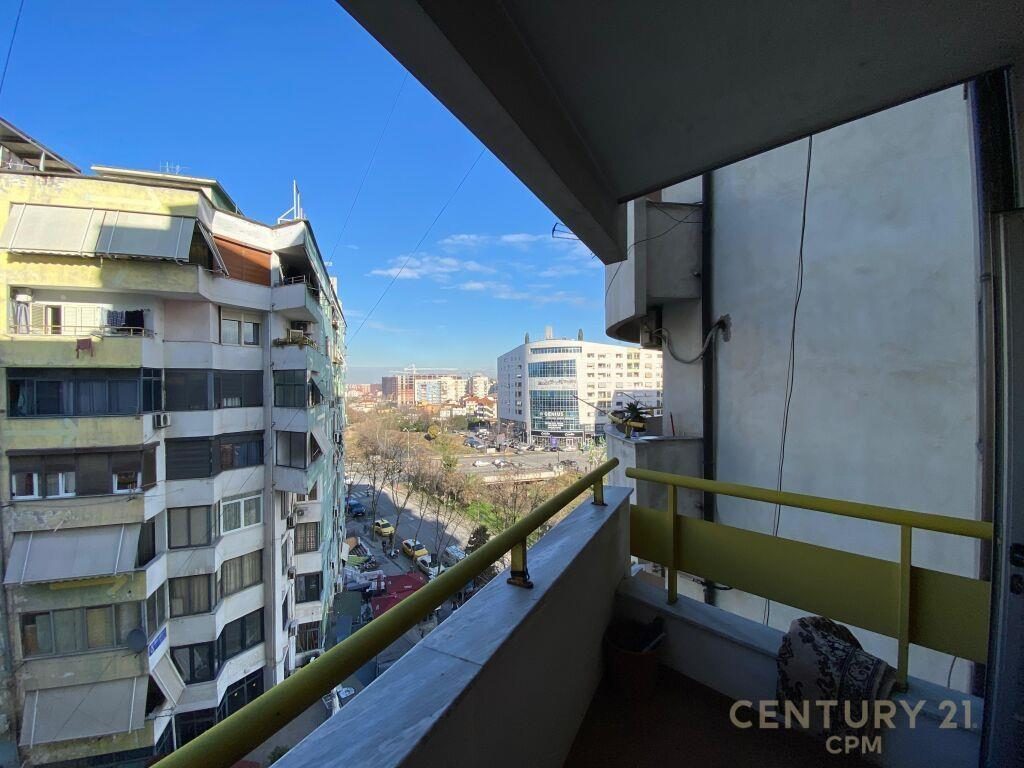 TEK KASTRATI,PALLATI ME SHIGJETA JAPIM ME QIRA APARTAMENT 2+