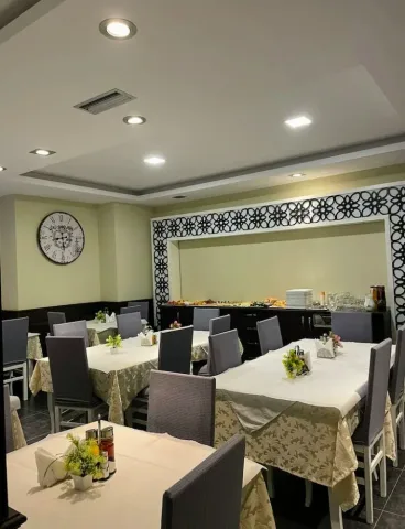 Vlore, shitet hotel , 410 m² 1.400.000 € (Lungomare 2)