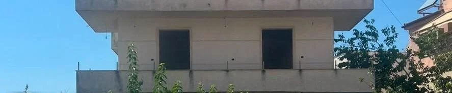 Tirane, jepet me qera ambjent biznesi Kati 3, 130 m² 1.000 € (Kodra e Diellit)